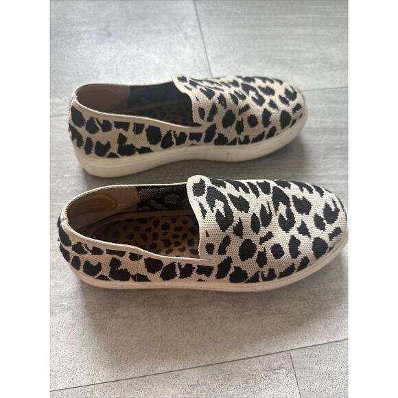 Womens BAMBOO Story Leopard Print Slip On Platform Shoes / Size 7.5 - Picture 4 of 5